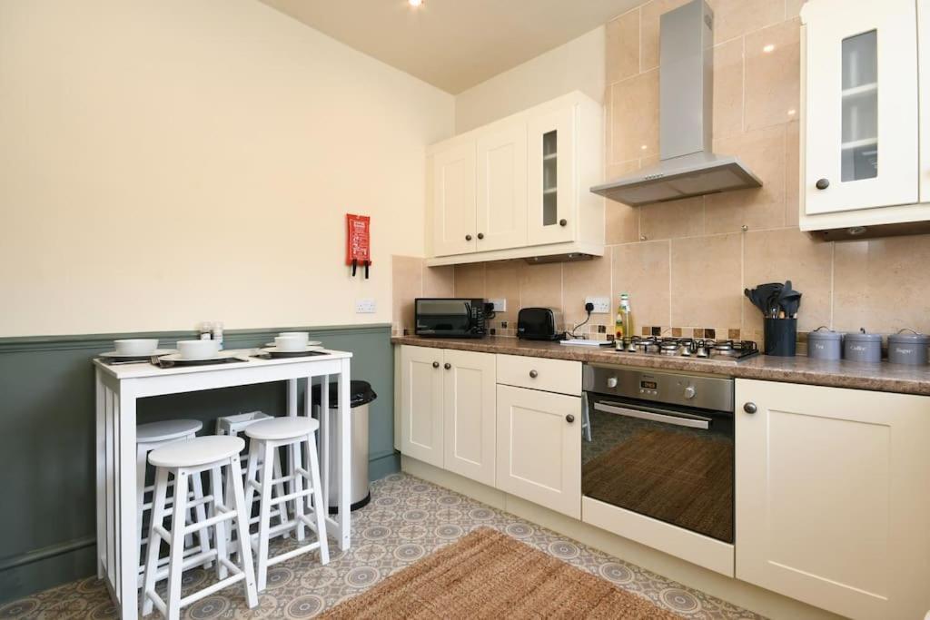 Cottage Style 3 Bedroom House - Close To City Centre & The Peaks Chesterfield Exterior foto